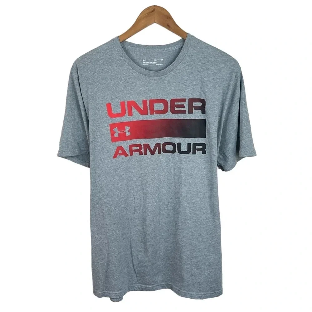 TS770 Mens Under Armour Loose Heat Gear Athletic Performance T Shirt XL